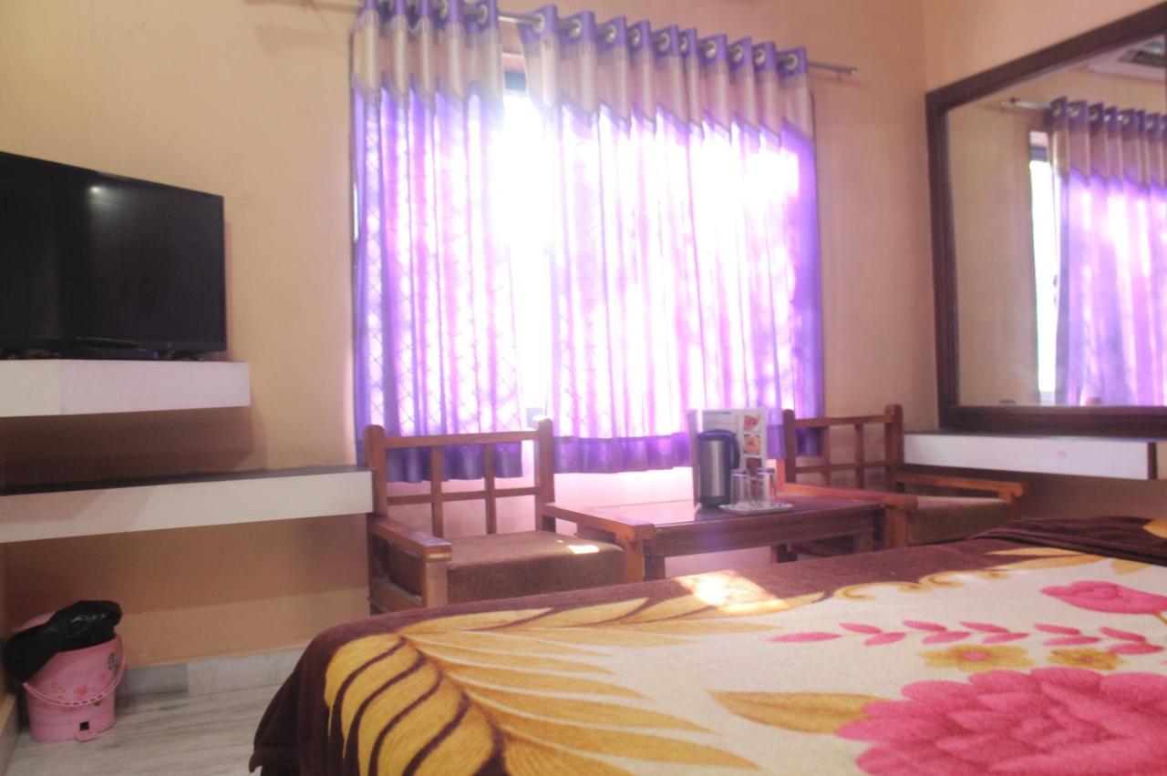 Cozy Room On Neelkanth Road Mount Abu Ngoại thất bức ảnh